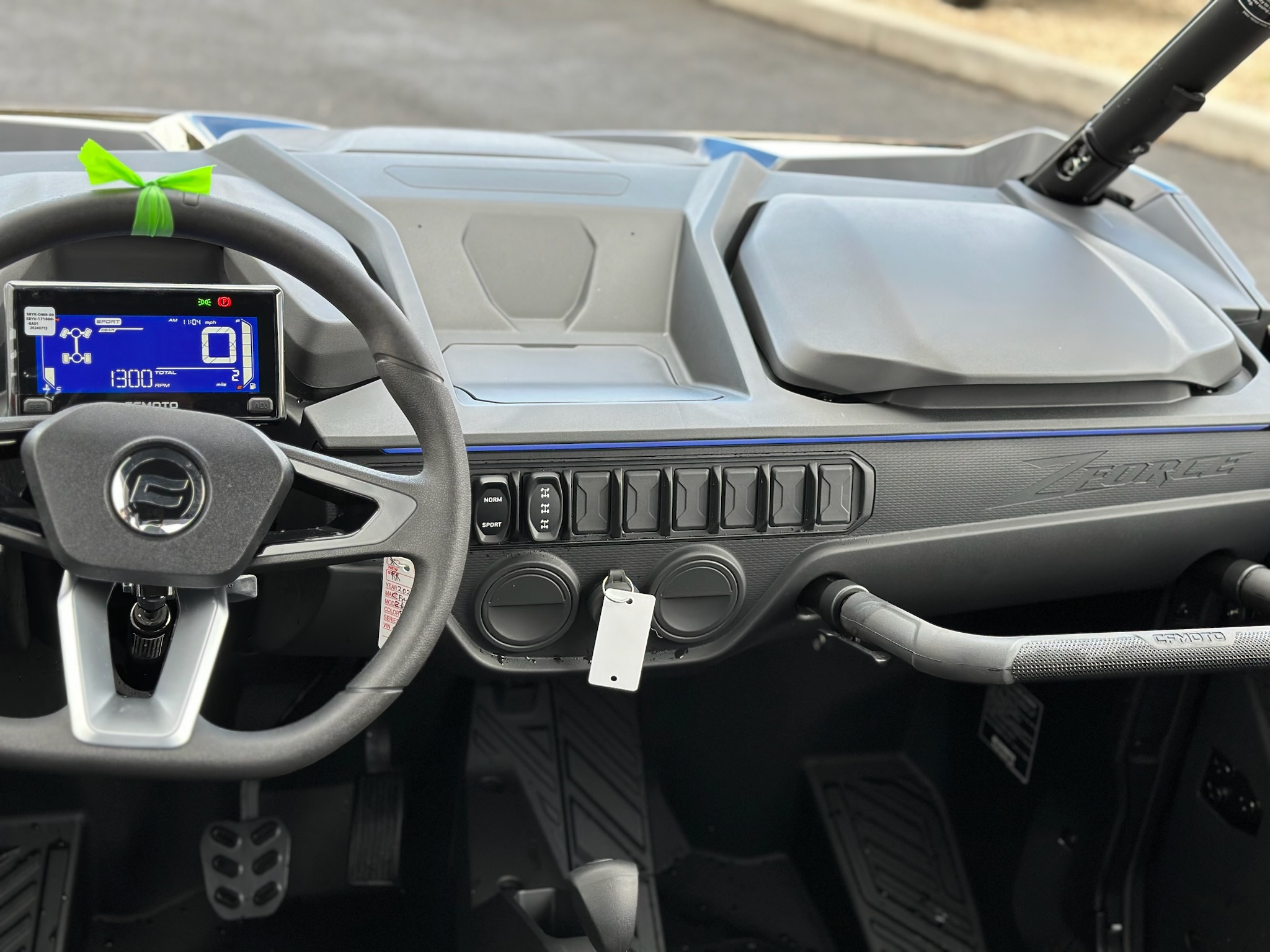 2025 CFMOTO ZFORCE 950 SPORT - 4 - NEBULA BLACK - Photo 8